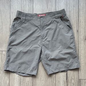 Simms Mens Gray Fishing Shorts Size Large Nylon Performance Outdoor Zip